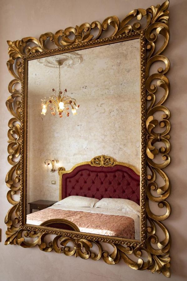 Hotel L'Antico Uliveto Porto Potenza Picena Esterno foto